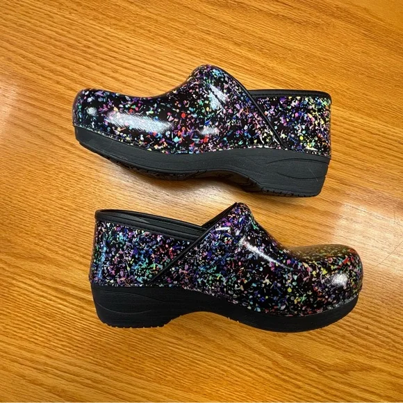 DANSKO XP 2.0 - Colorful Patent Leather Clogs - Picture 1 of 9